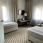 Palac Na Wodzie & 3* Jelenia Góra