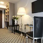 Aparthotel Palac Na Wodzie & 3*