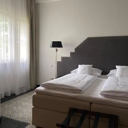 Aparthotel Palac Na Wodzie & Jelení Hora