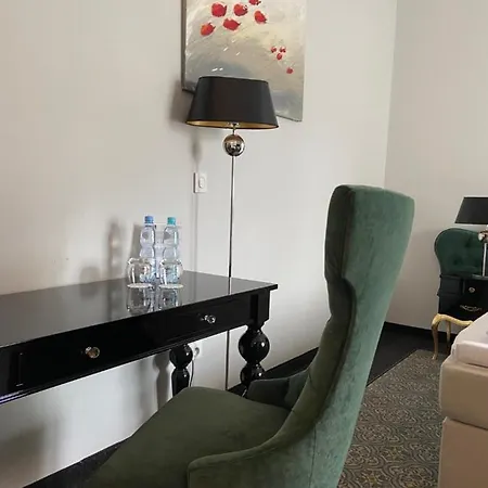 Hotel apartamentowy Pałac Na Wodzie Jelenia Góra