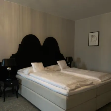 Aparthotel Palac Na Wodzie & 4*