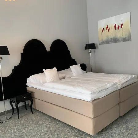 Palac Na Wodzie & Apartahotel