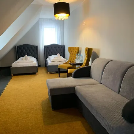 Palac Na Wodzie & 4*