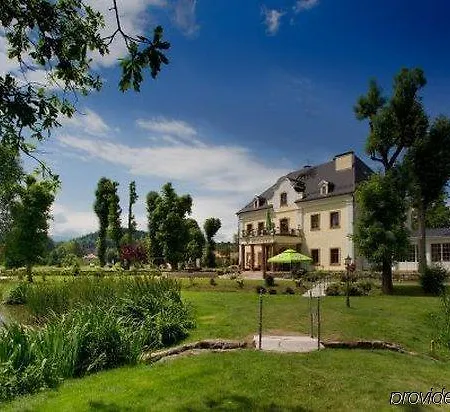 Aparthotel Palac Na Wodzie & 3*