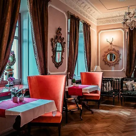 Palac Na Wodzie & 4* Jelení Hora