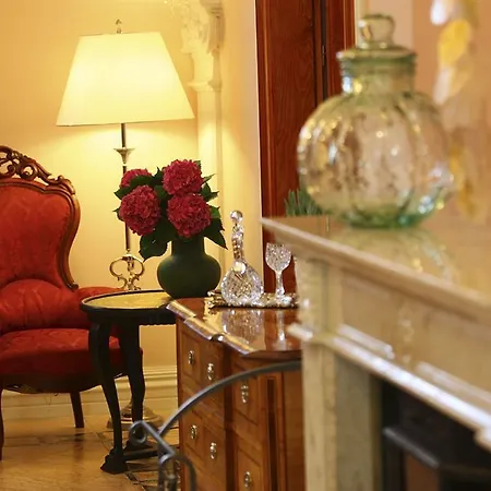 Palac Na Wodzie & Aparthotel Jelení Hora