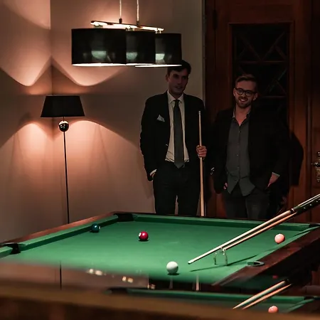 Palac Na Wodzie & 4*