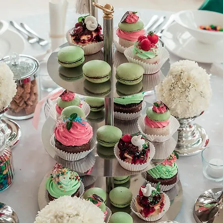 Palac Na Wodzie & Aparthotel Jelení Hora