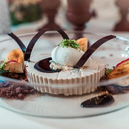 Апарт-отель Palac Na Wodzie & Еленя-Гура