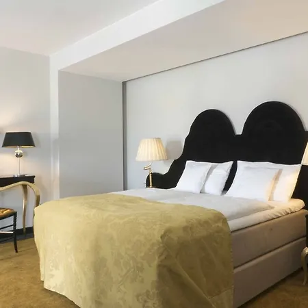 Aparthotel Palac Na Wodzie & 4*