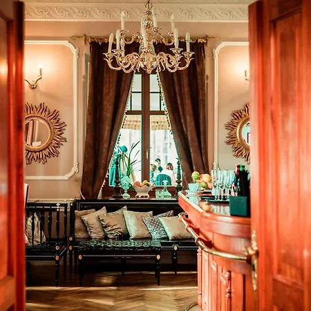 Palac Na Wodzie & Apartahotel Jelenia Góra