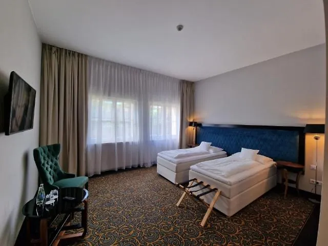Palac Na Wodzie & Aparthotel 4*