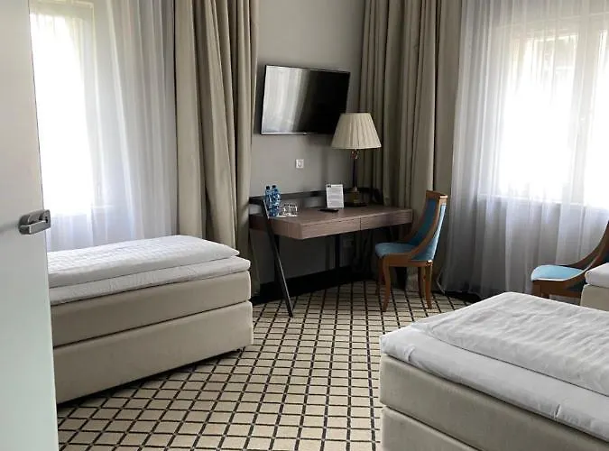 Palac Na Wodzie & 4* Jelenia Gora