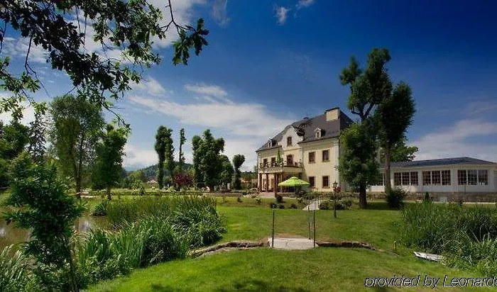 Aparthotel Palac Na Wodzie & 4*