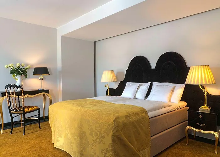 Palac Na Wodzie & Aparthotel