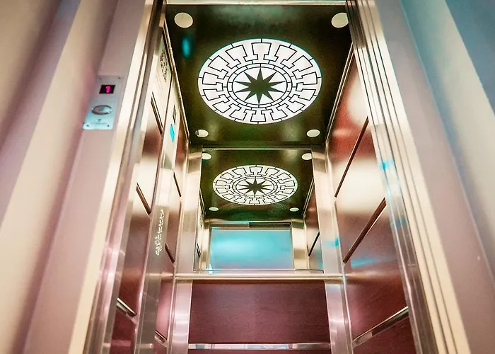 Palac Na Wodzie & 4* Jelenia Gora