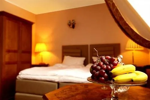 Palac Na Wodzie & 4* Jelenia Gora