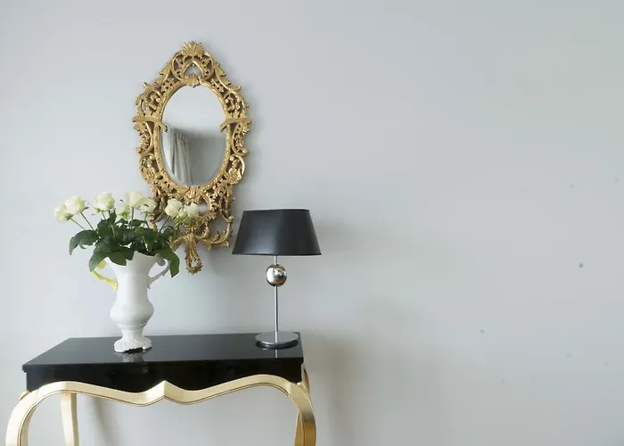 Palac Na Wodzie & 4*