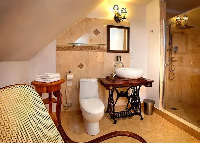 Palac Na Wodzie & 4* Jelenia Gora