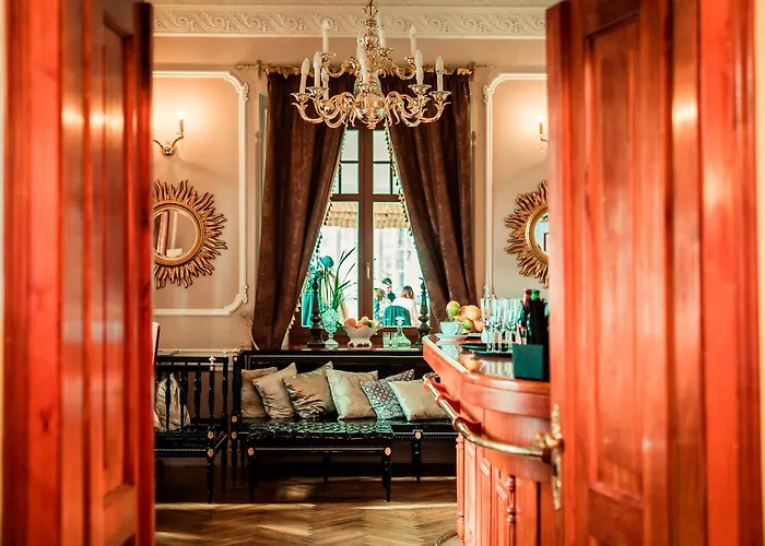 Palac Na Wodzie & Aparthotel Jelenia Gora