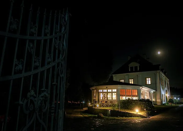 Palac Na Wodzie & Aparthotel